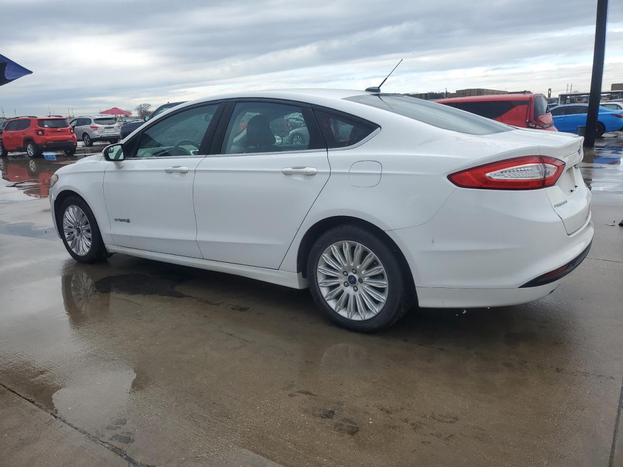 2016 Ford Fusion - Image 2