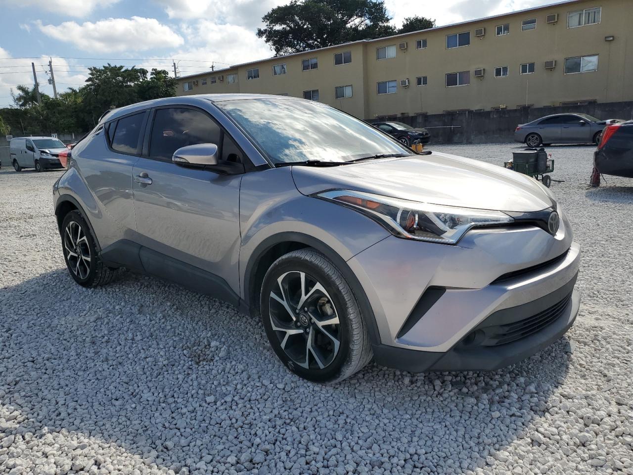 2018 Toyota C-HR - Image 4