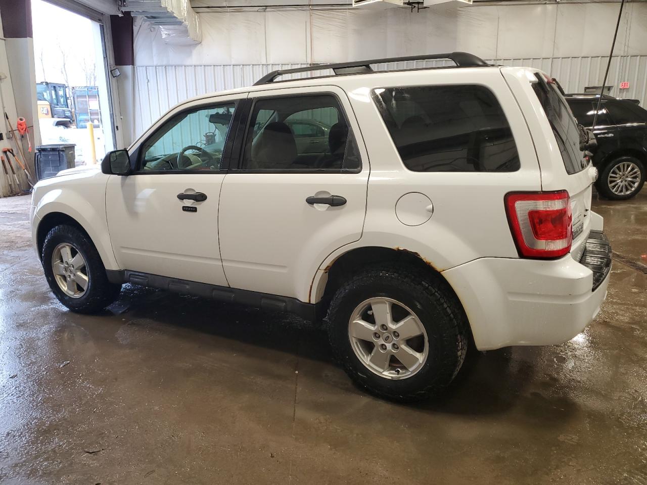 2011 Ford Escape - Image 2