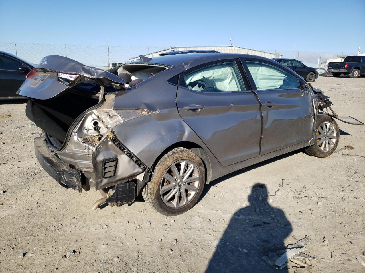 2015 Hyundai Elantra - Image 3