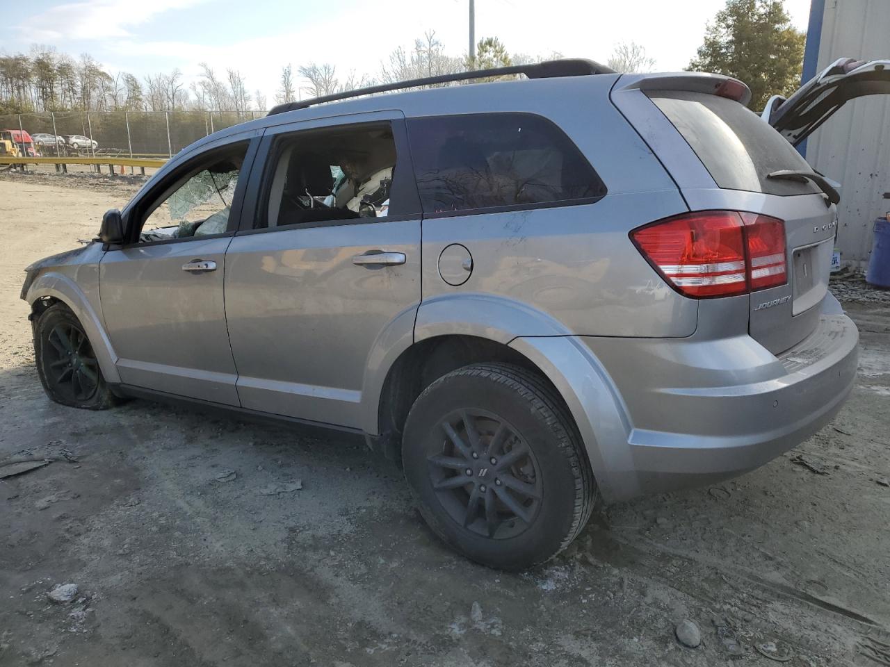 2020 Dodge Journey - Image 2