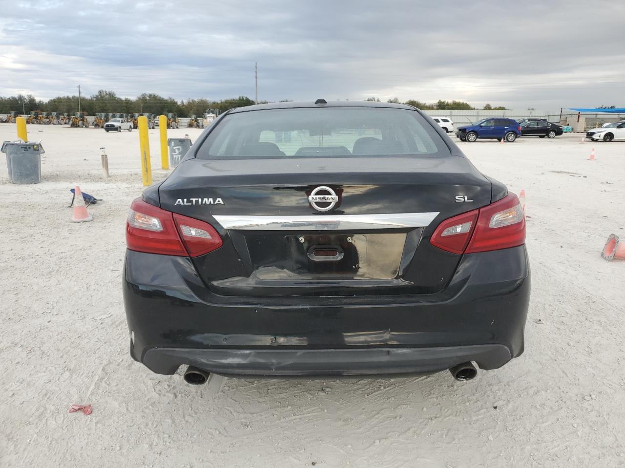 2018 Nissan Altima - Image 6