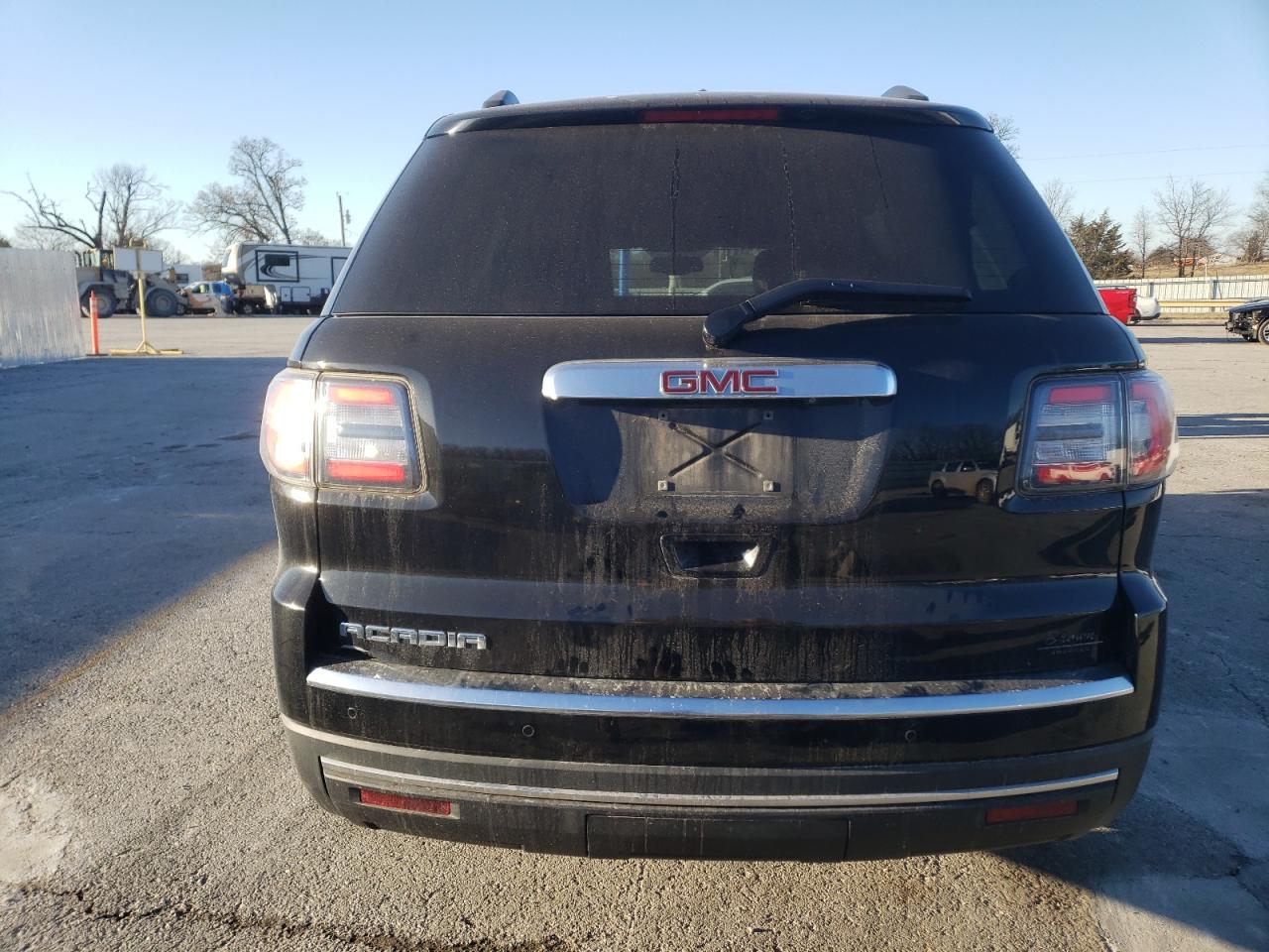 2016 GMC Acadia - Image 6