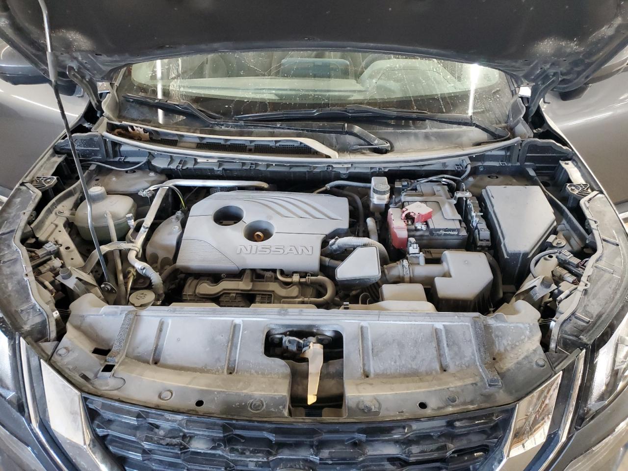 2021 Nissan Rogue - Image 12