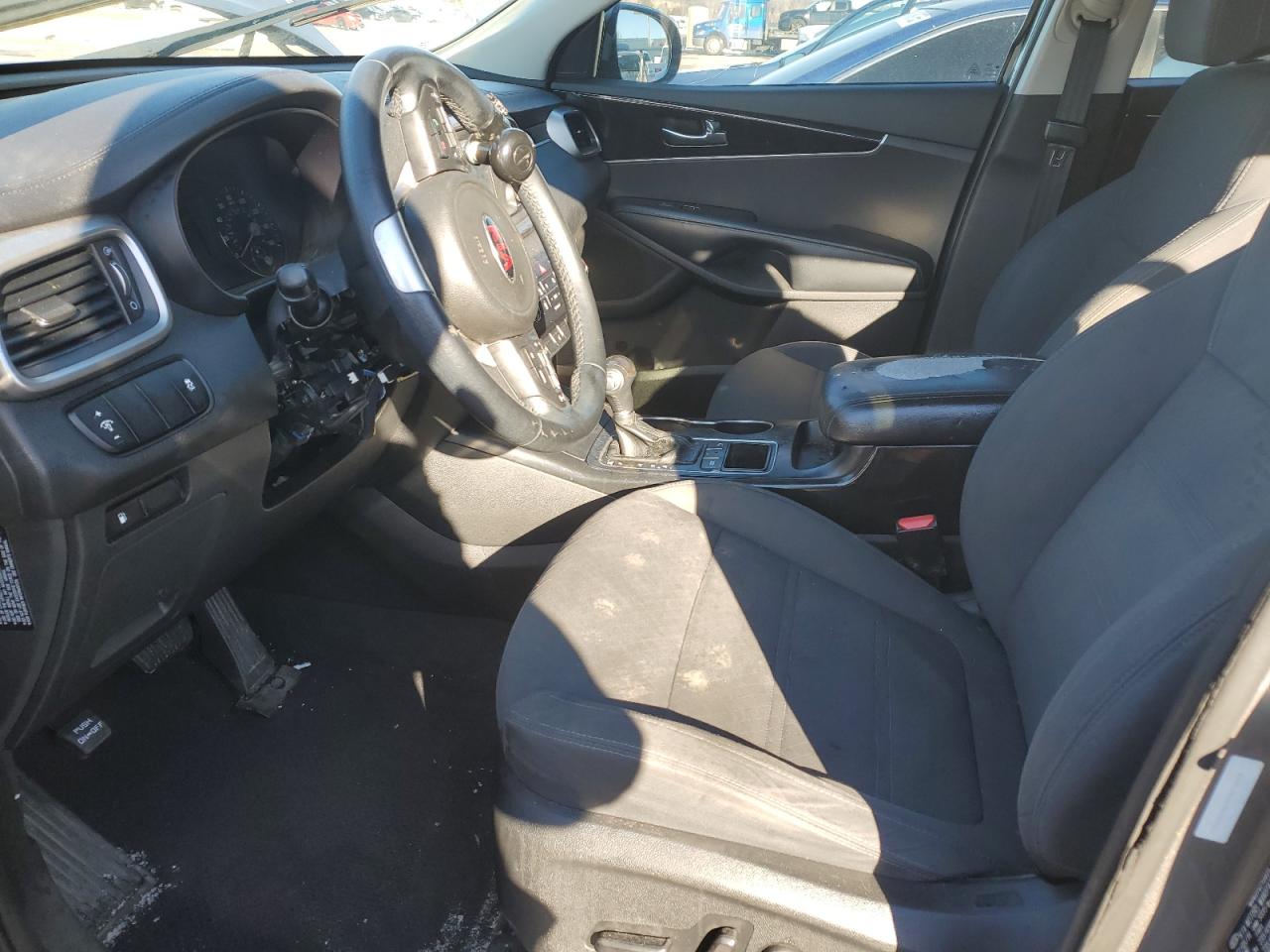 2017 Kia Sorento - Image 7