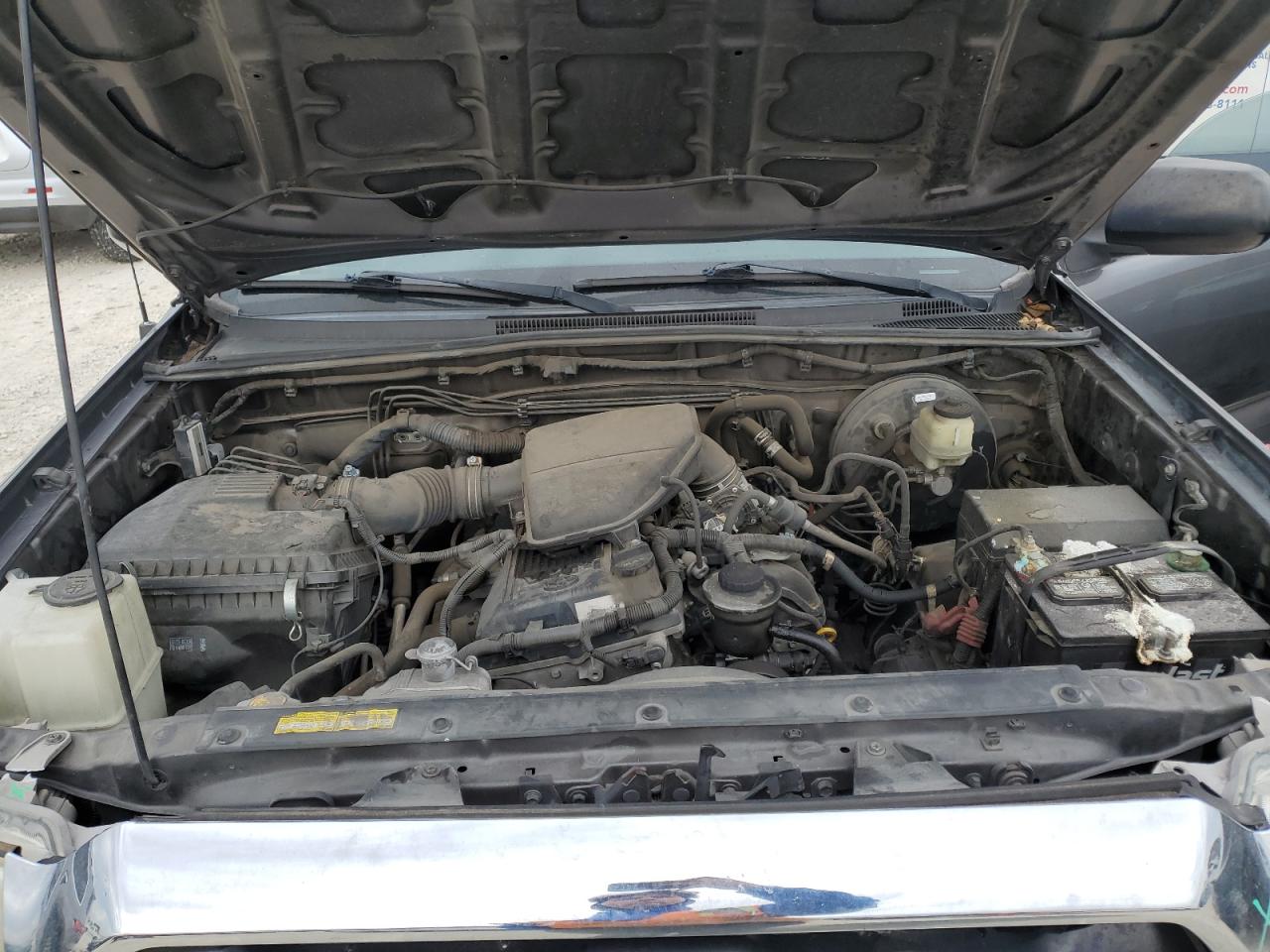 2015 Toyota Tacoma - Image 11