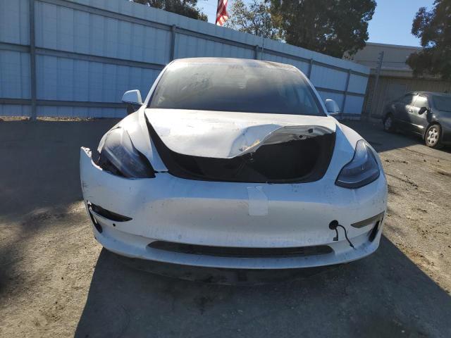  TESLA MODEL 3 2019 Білий