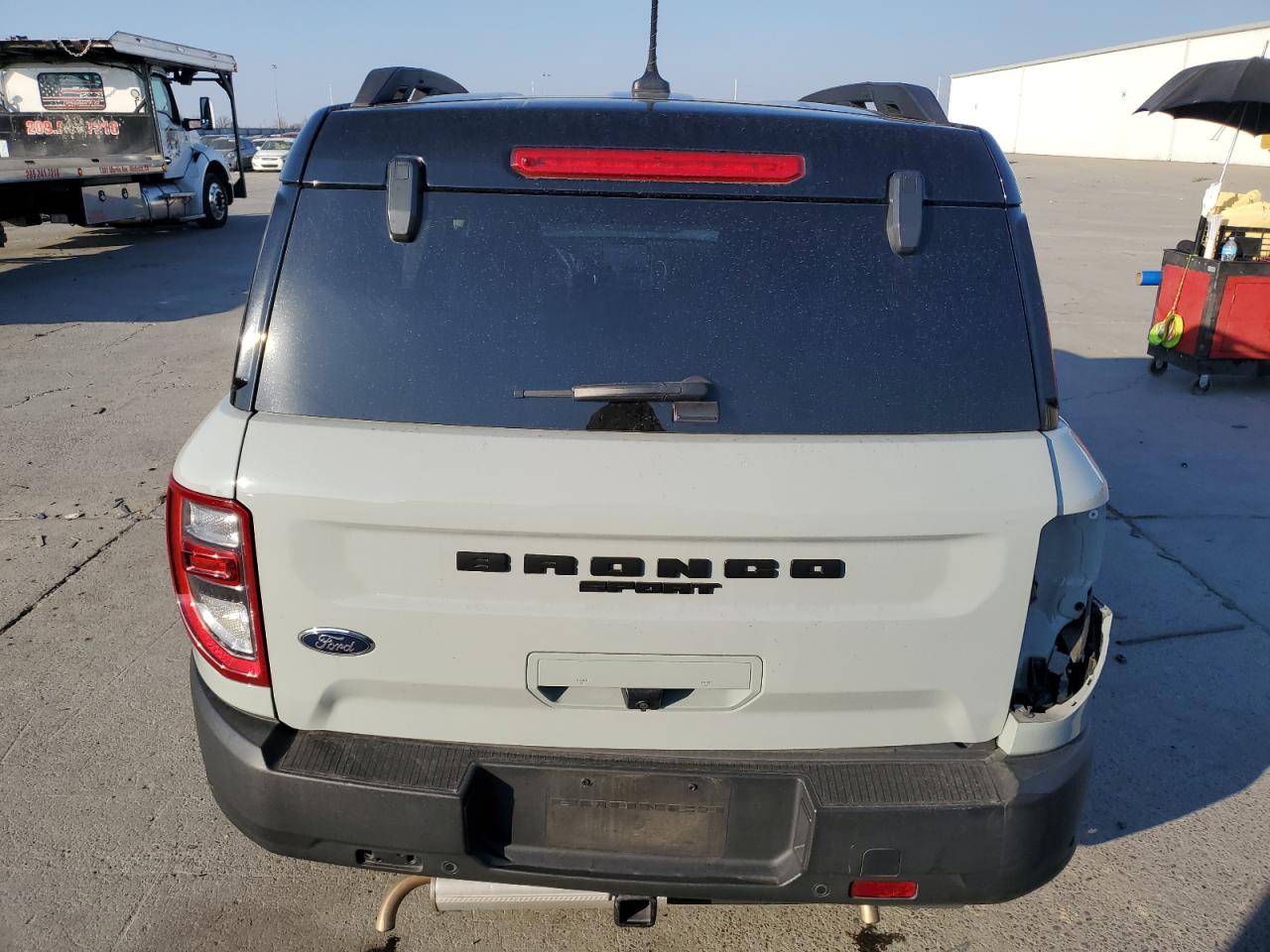 2022 Ford Bronco - Image 6