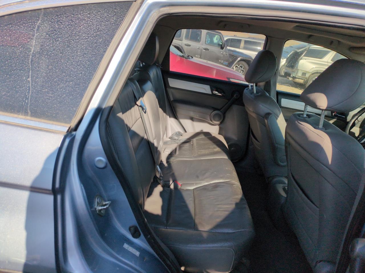 2010 Honda CR-V - Image 11
