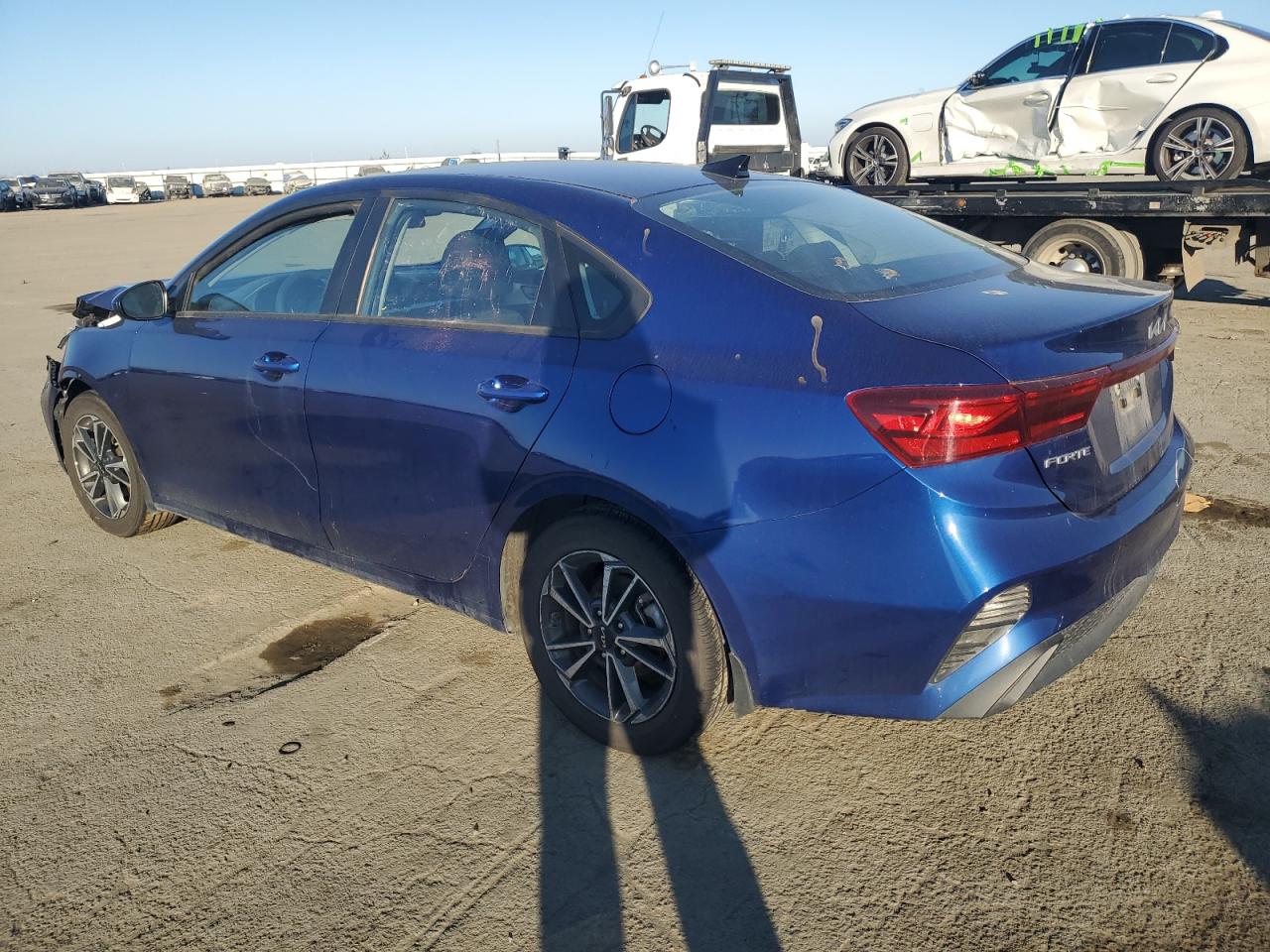 2023 Kia Forte - Image 2