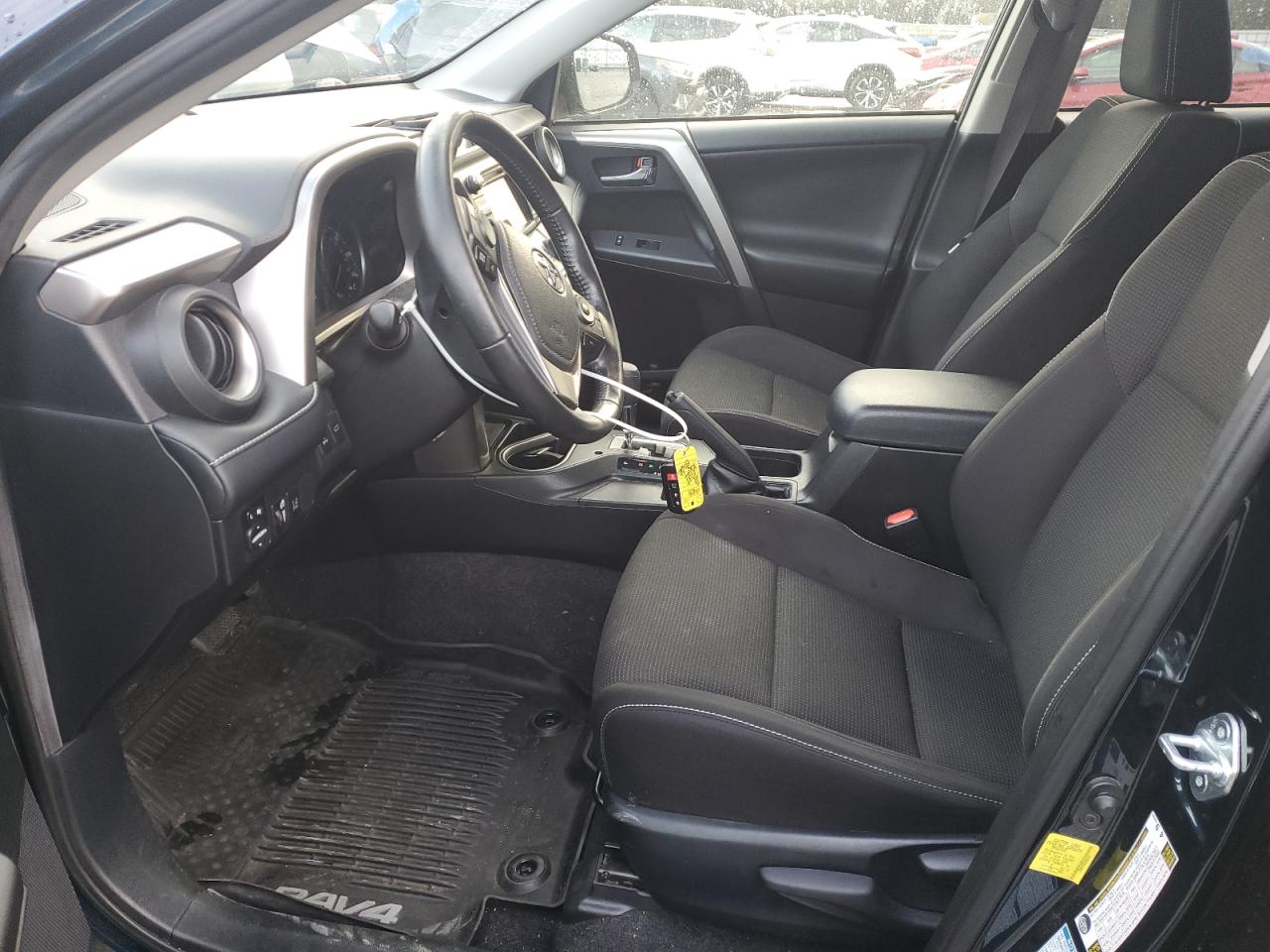 2018 Toyota RAV 4 - Image 7