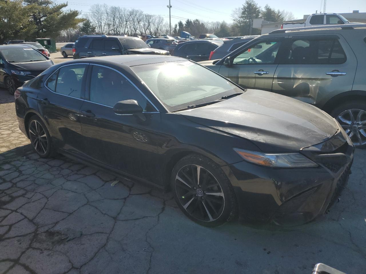 2018 Toyota Camry - Image 4
