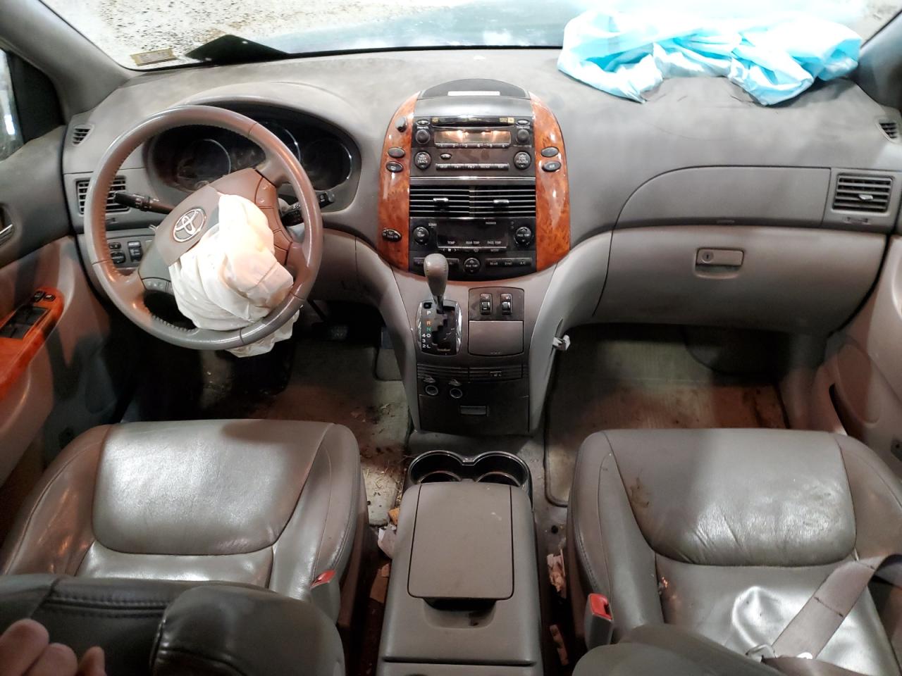 2009 Toyota Sienna - Image 8