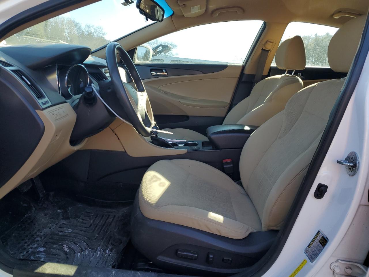 2014 Hyundai Sonata - Image 7