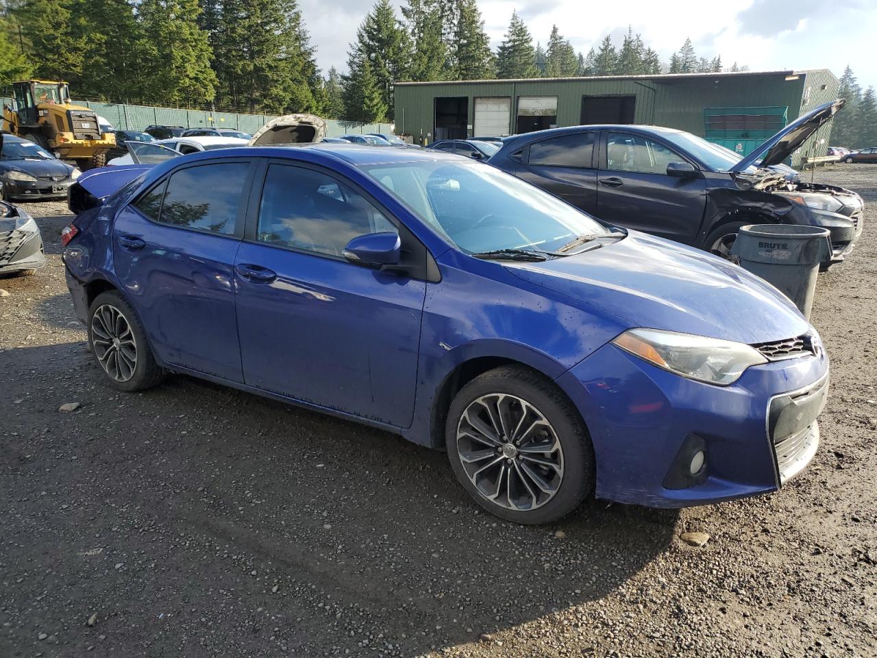 VIN 5YFBURHE8FP336219 2015 TOYOTA COROLLA no.4