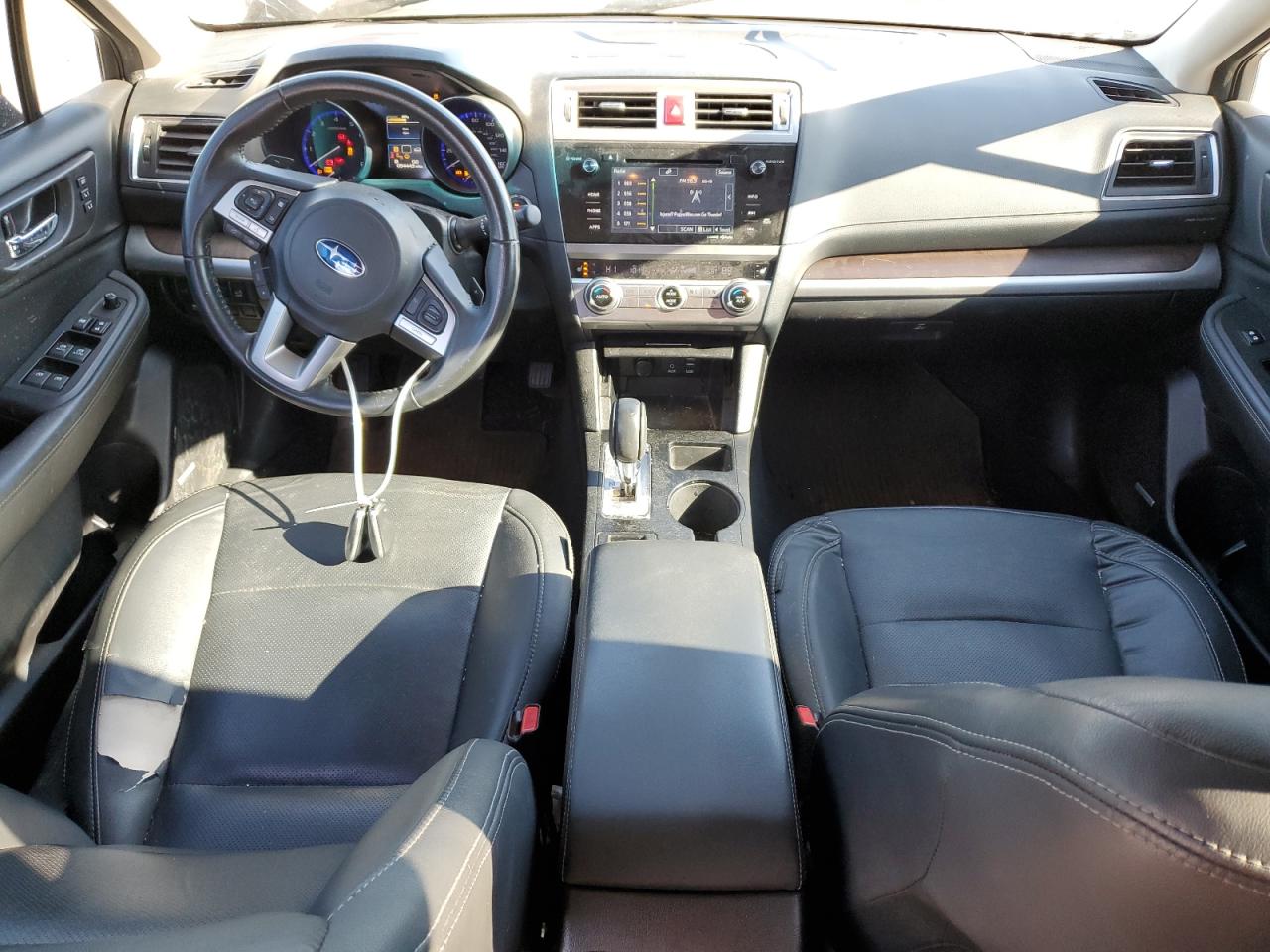 2017 Subaru Outback - Image 8