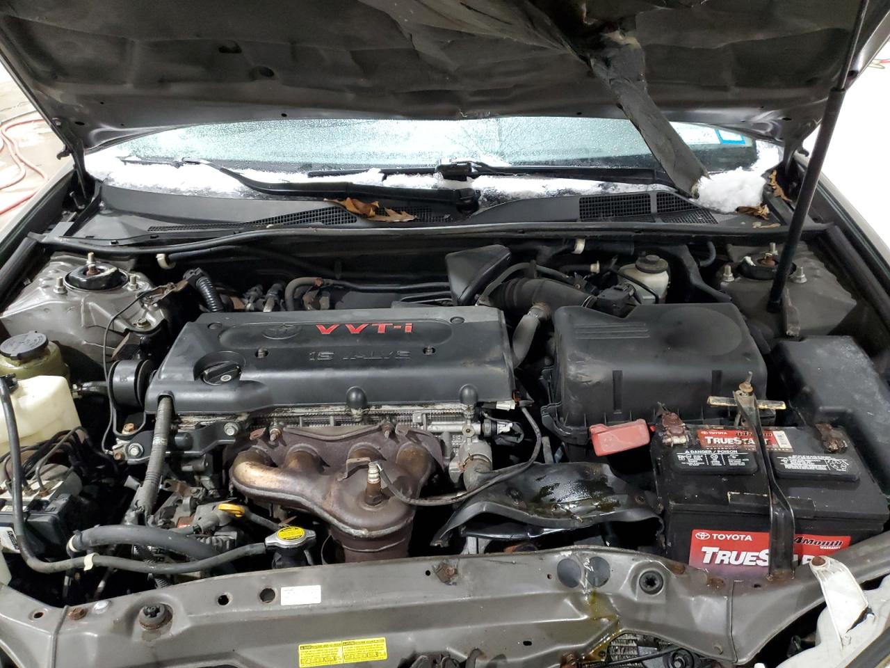 2005 Toyota Camry - Image 11