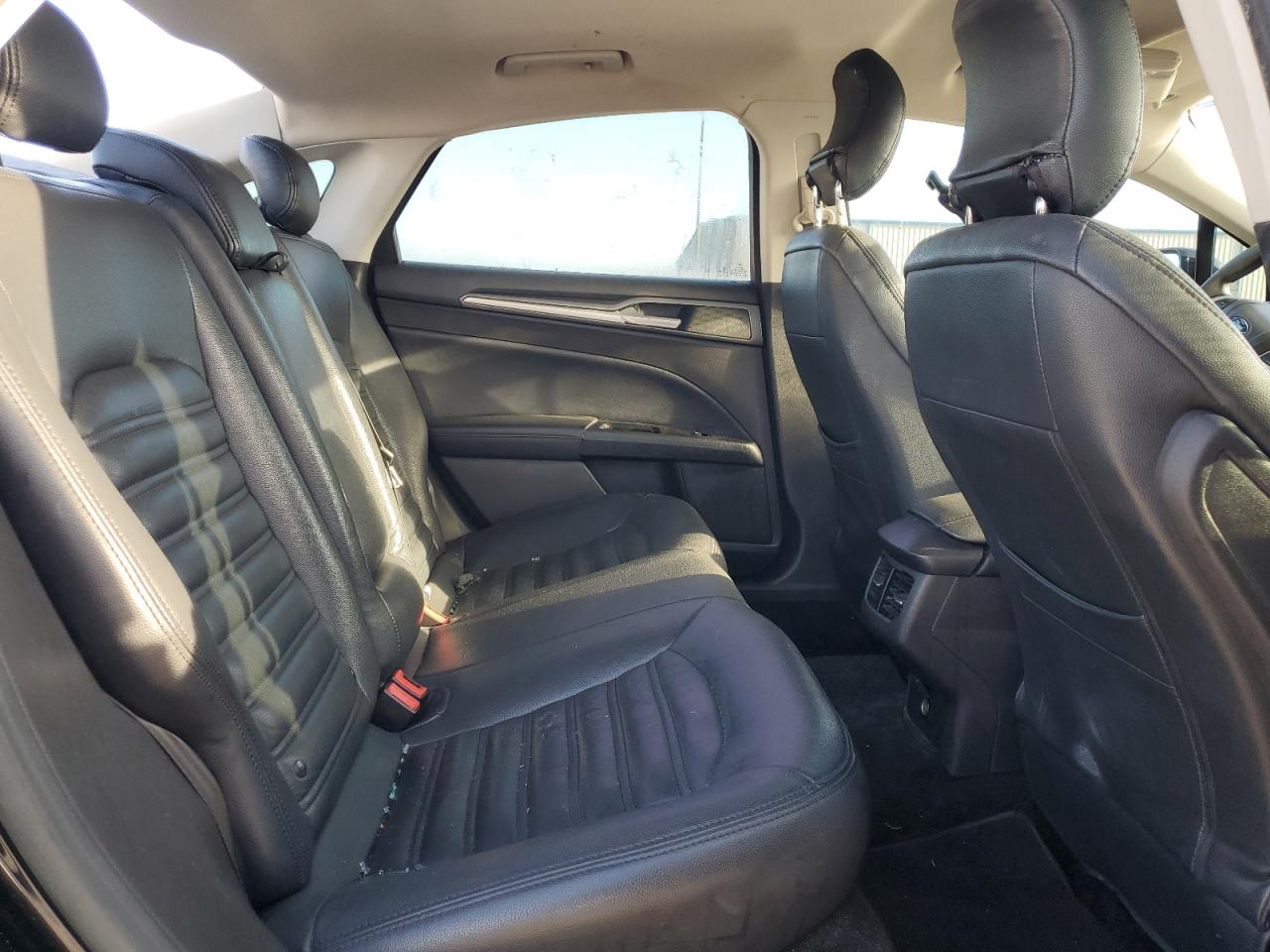 2016 Ford Fusion - Image 10