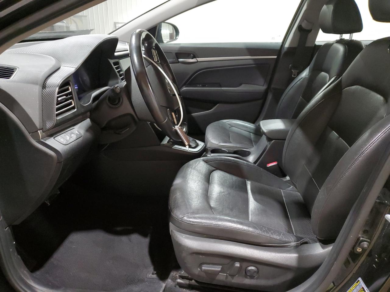 2020 Hyundai Elantra - Image 7
