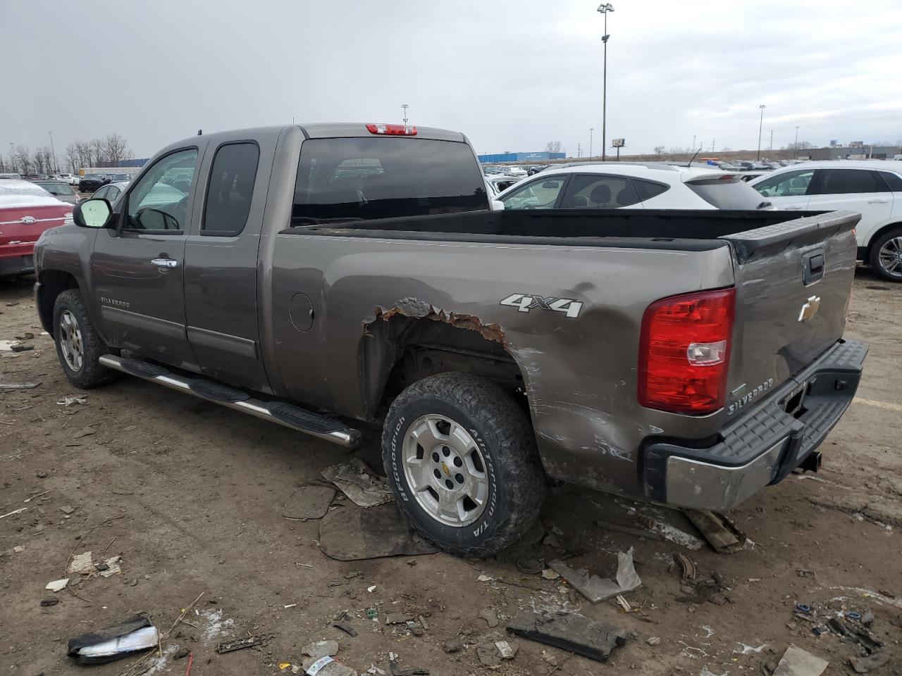 2011 Chevrolet Silverado - Image 2