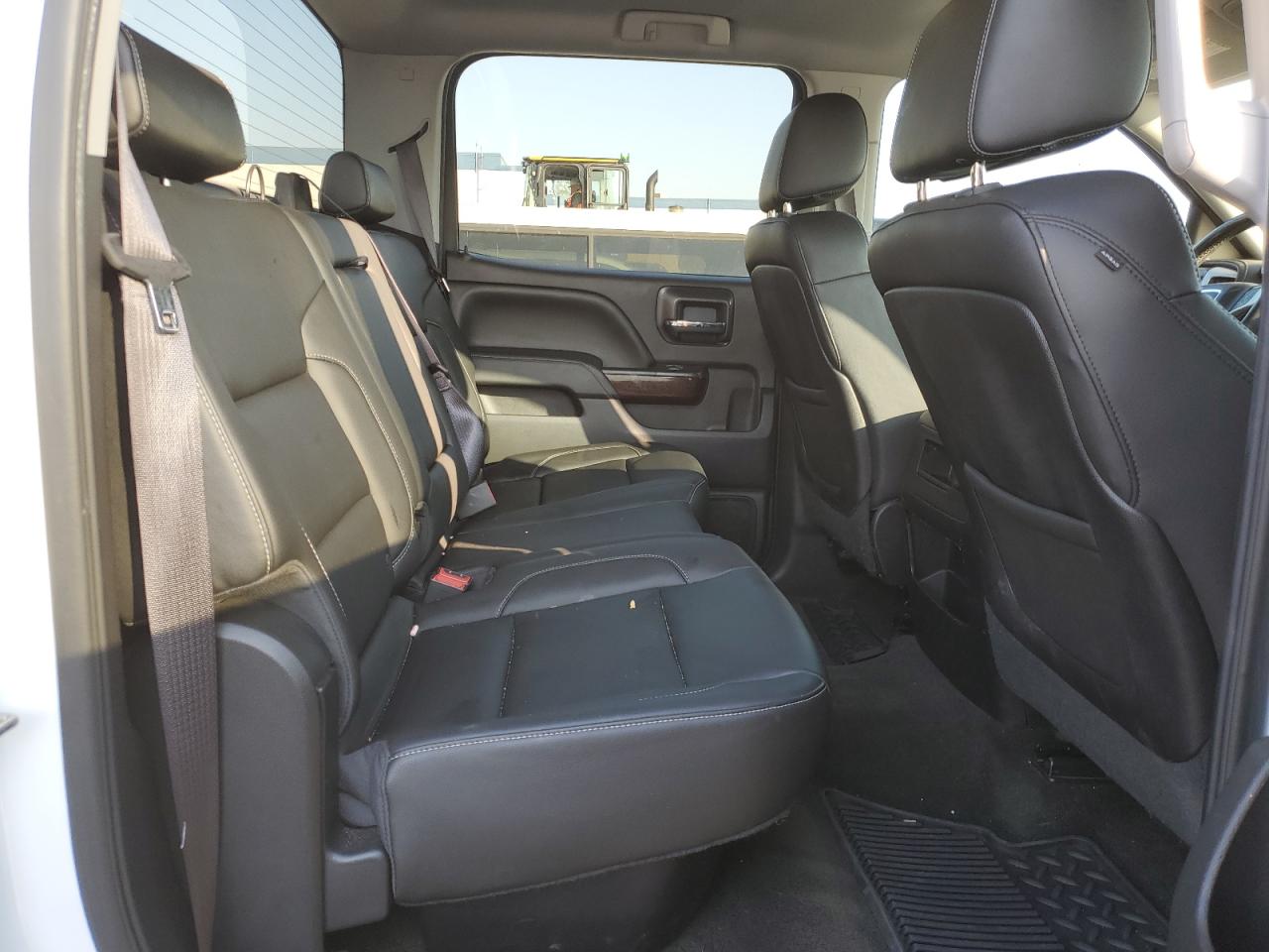 2015 GMC Sierra - Image 10