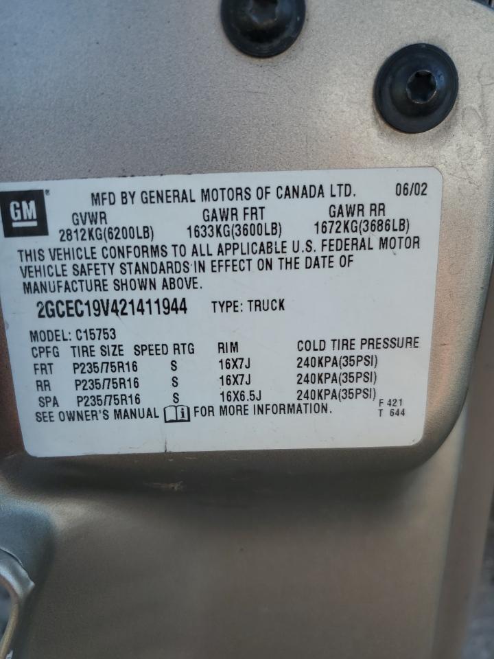 2002 Chevrolet Silverado - Image 12