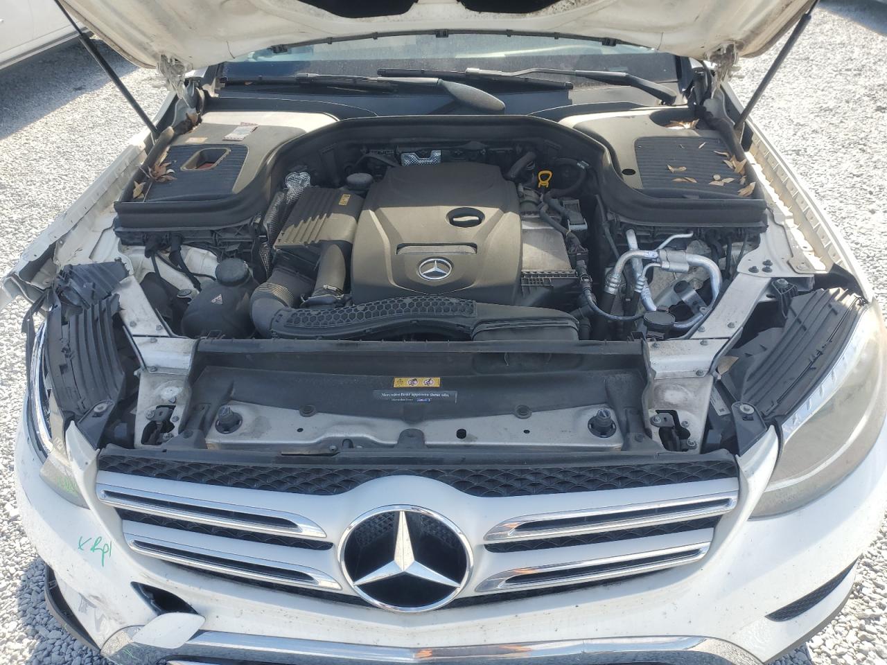 2016 Mercedes-Benz GLC - Image 12