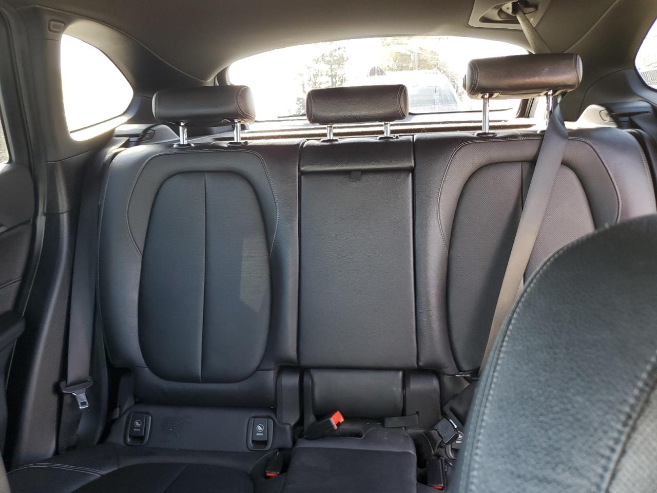 2016 BMW X1 - Image 10