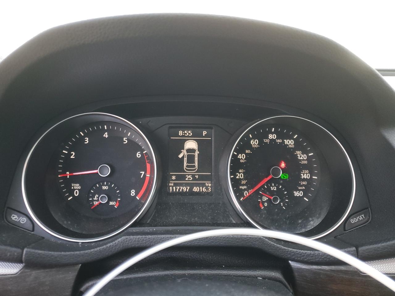 2016 Volkswagen Passat - Image 9