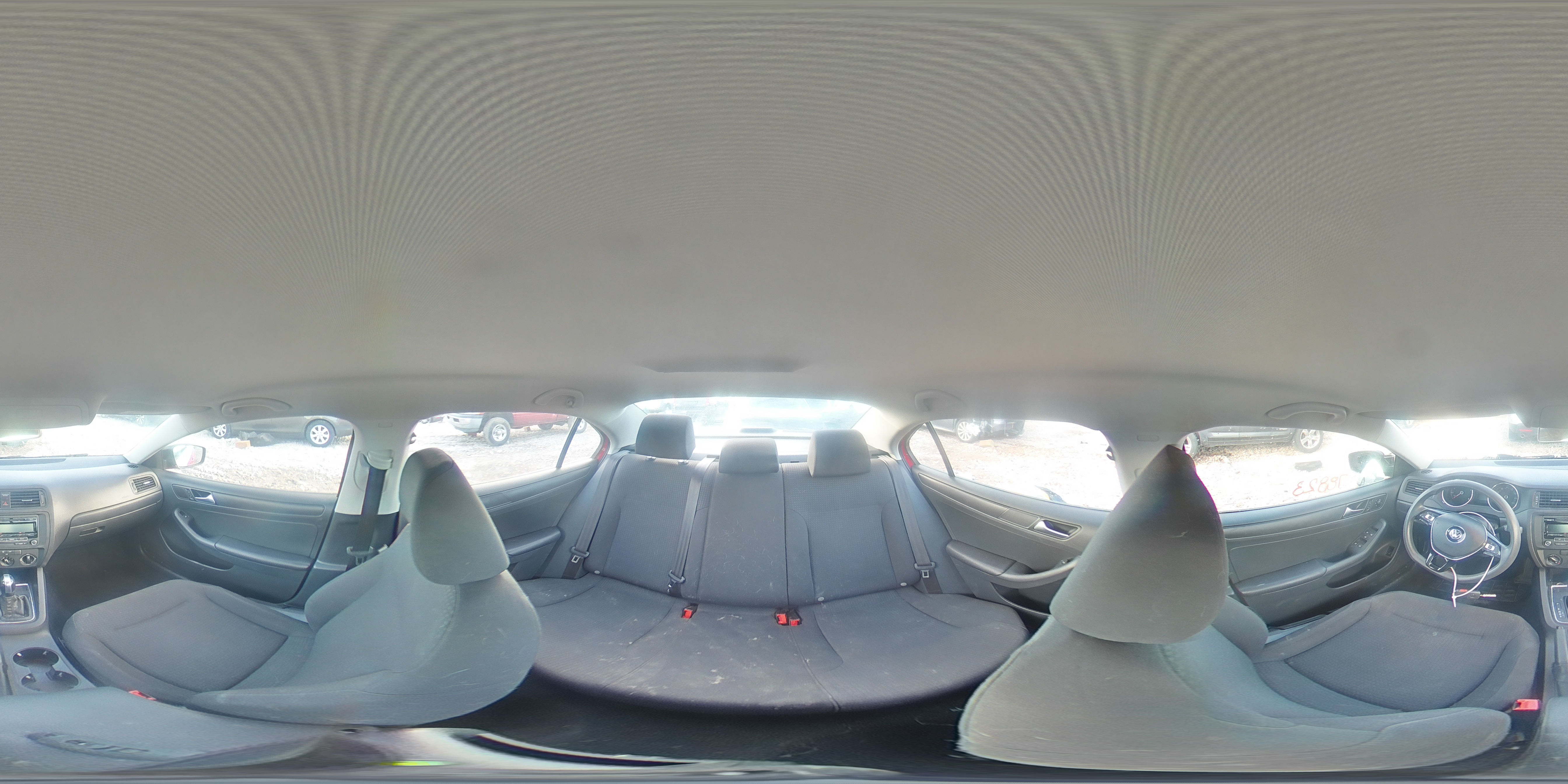 2015 Volkswagen Jetta - Image 14