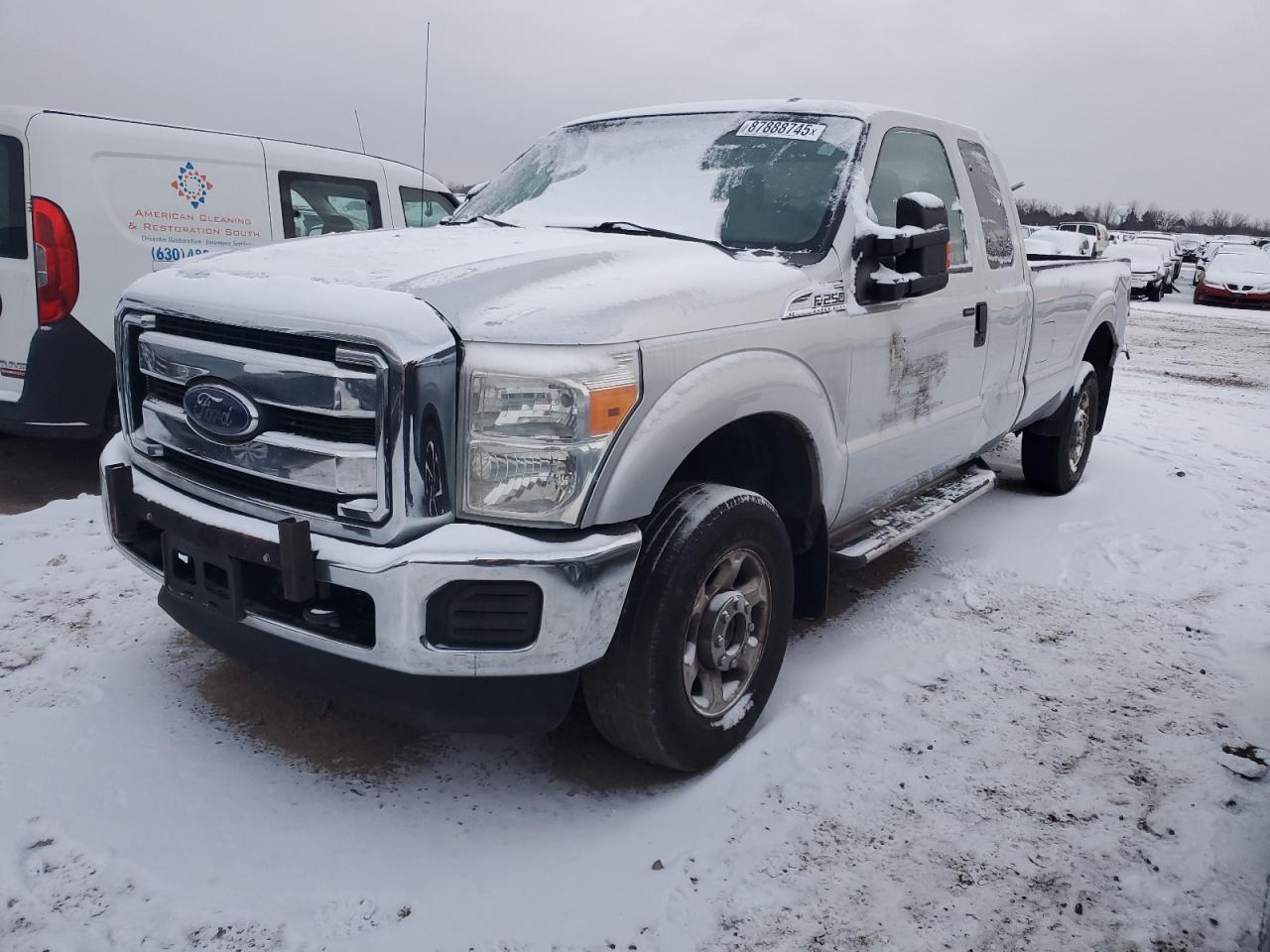 2013 Ford F250 Super Duty იყიდება Elgin-ში, IL - Mechanical