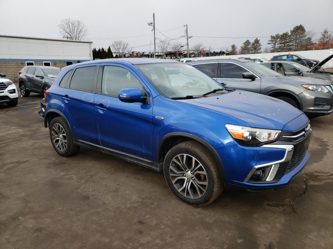 2018 Mitsubishi Outlander - Image 4