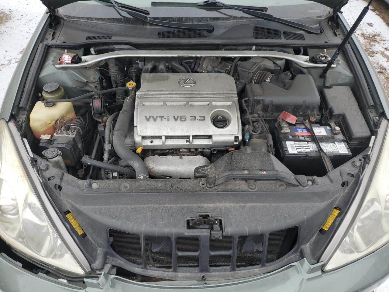2005 Lexus ES - Image 11