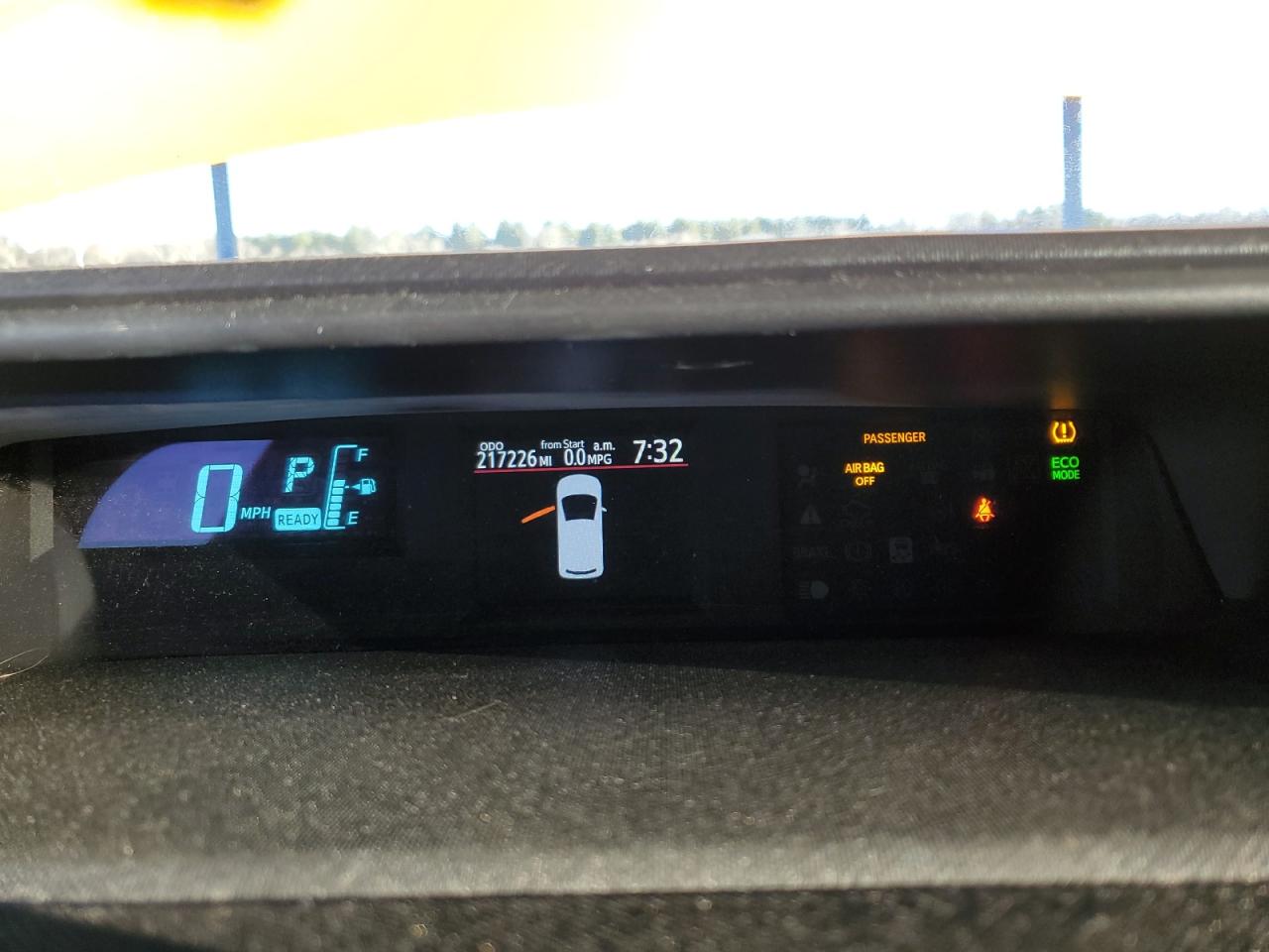 2014 Toyota Prius - Image 9
