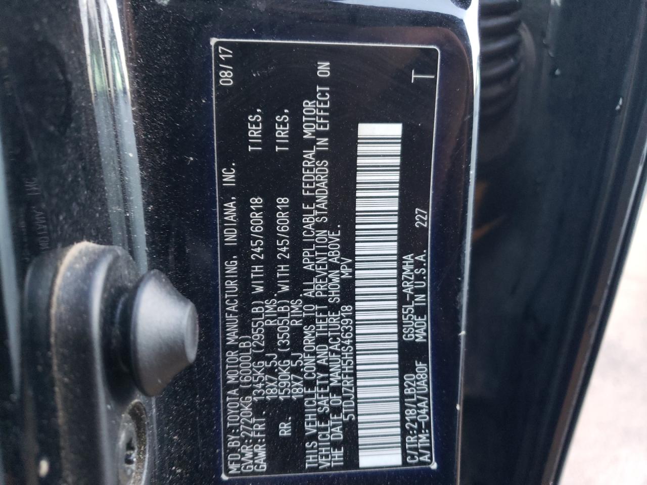 2017 Toyota Highlander - Image 13