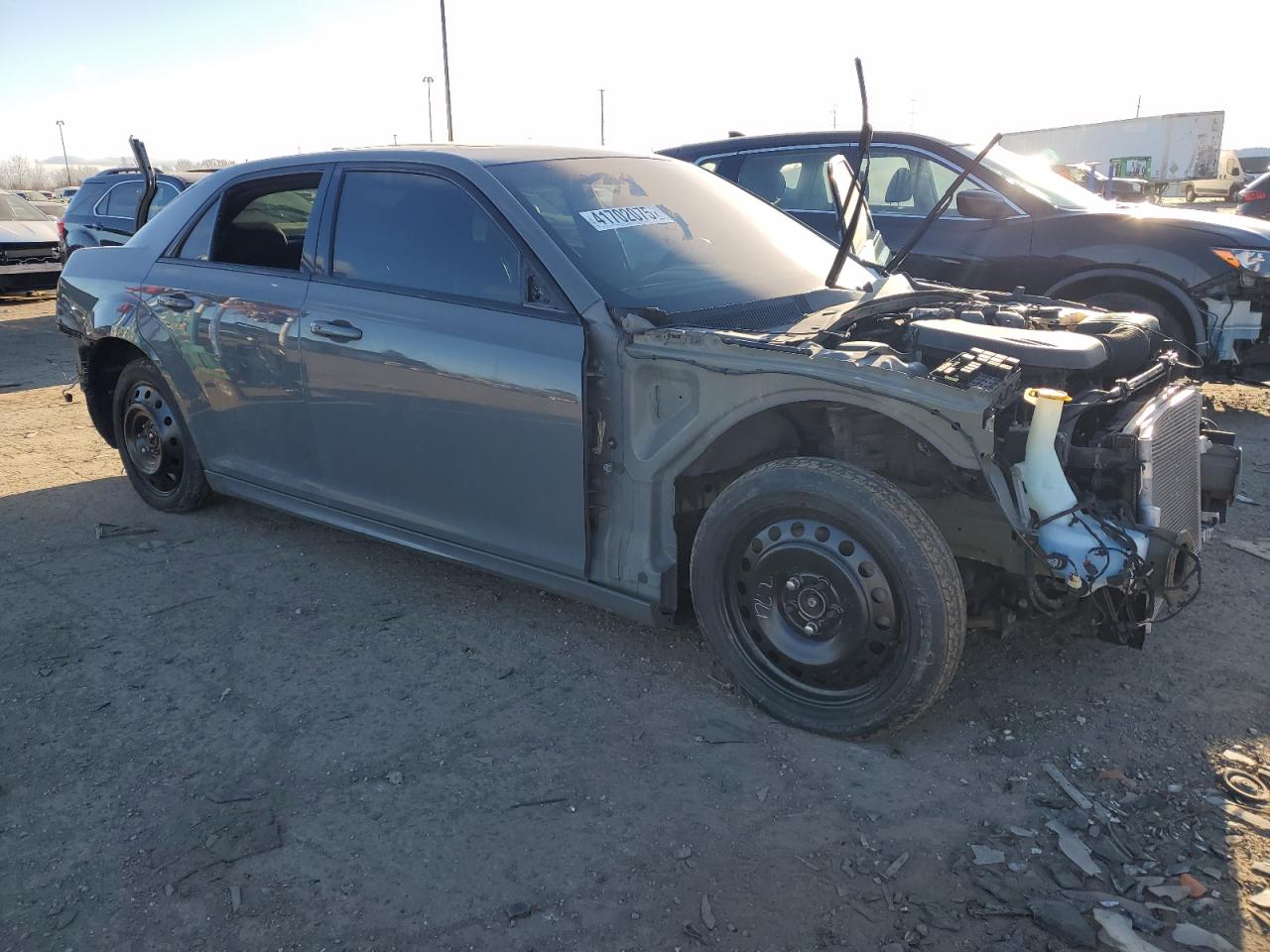 VIN 2C3CCAGG5JH177674 2018 CHRYSLER 300 no.4