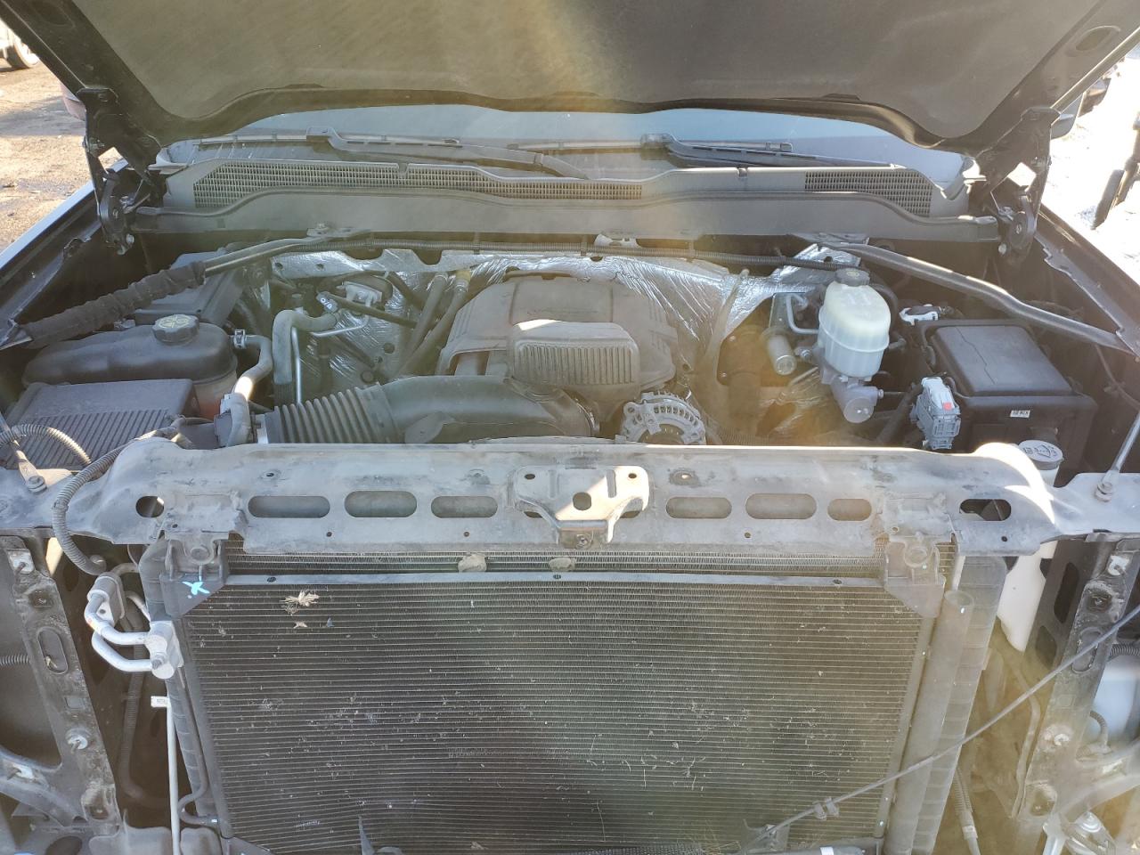 2015 Chevrolet Silverado - Image 11