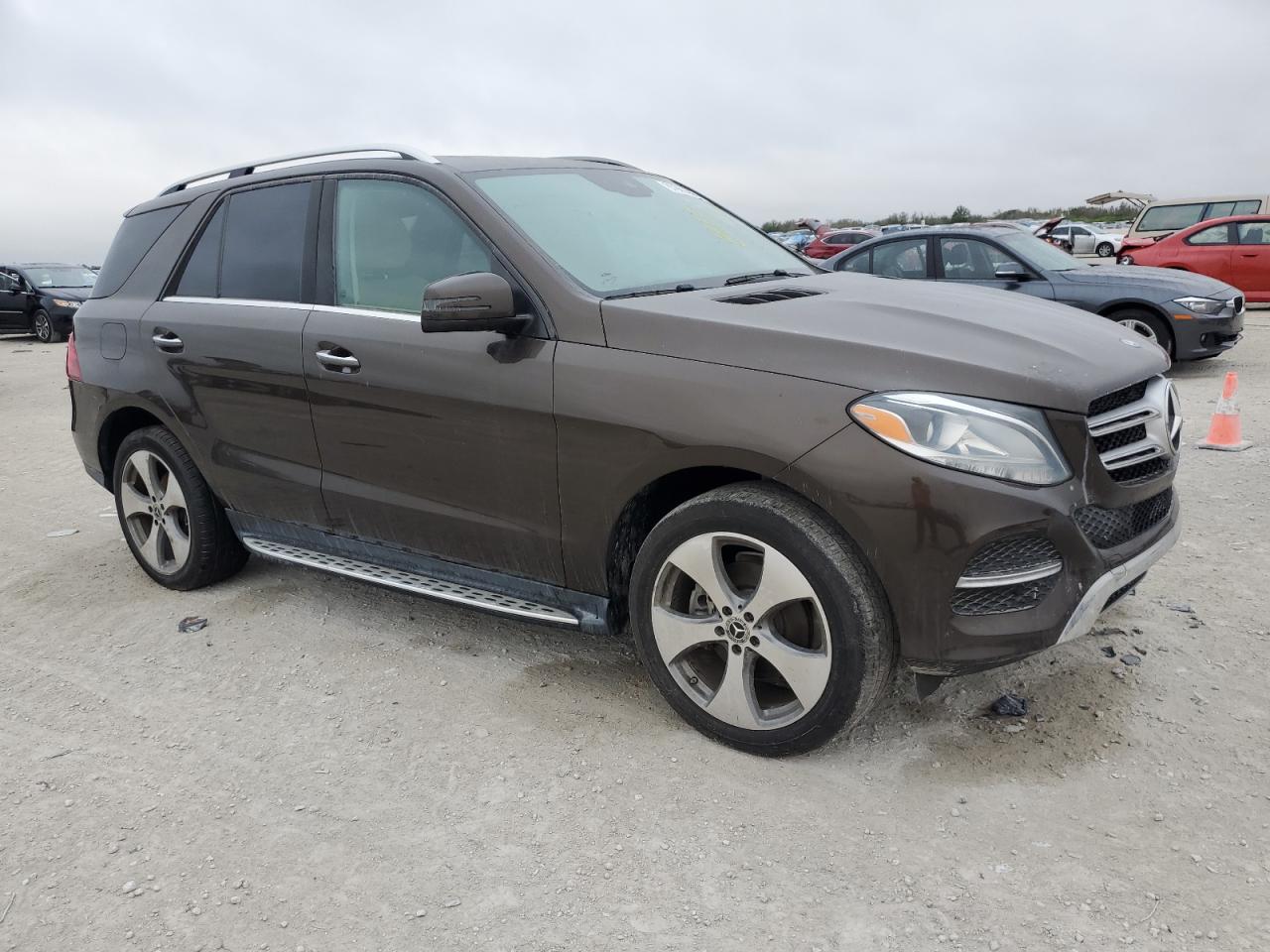 VIN 4JGDA5JB5JB110135 2018 MERCEDES-BENZ GLE-CLASS no.4