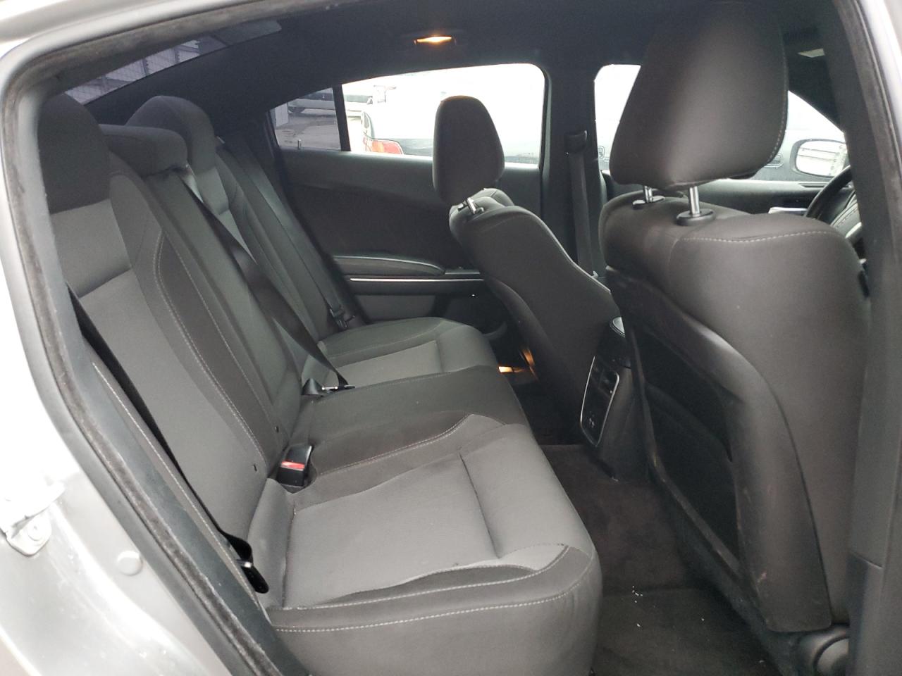 2018 Dodge Charger - Image 10
