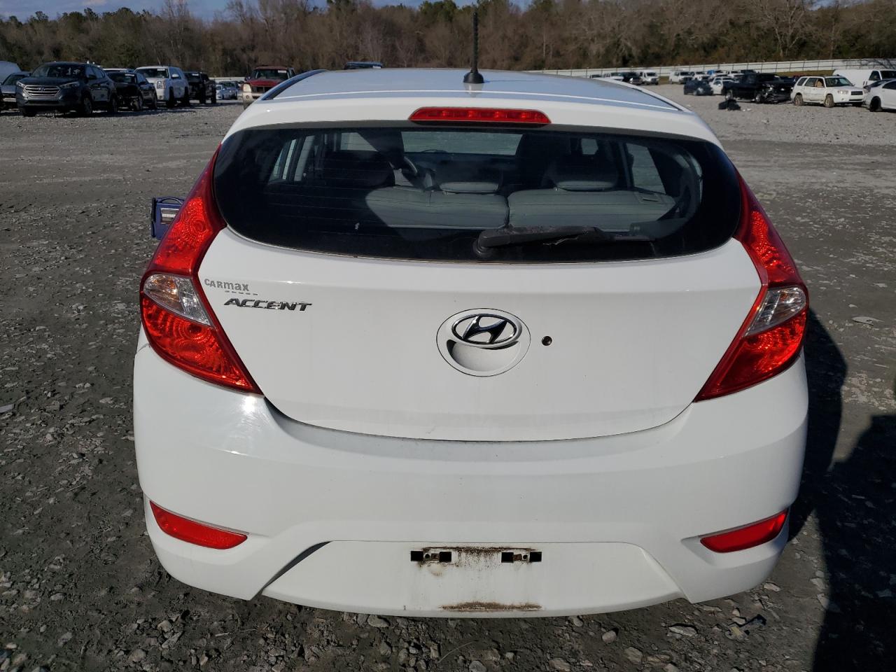 2016 Hyundai Accent - Image 6