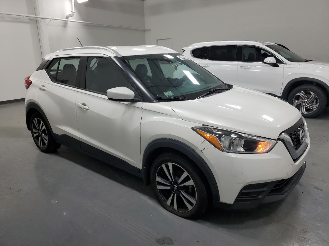 2020 Nissan Kicks - Image 4