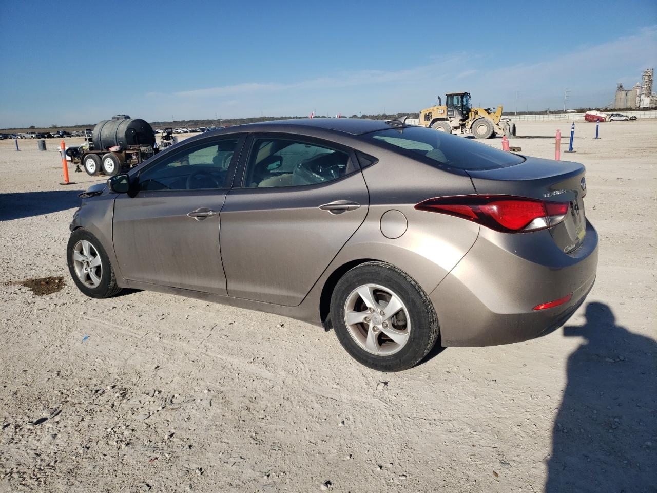 2014 Hyundai Elantra - Image 2