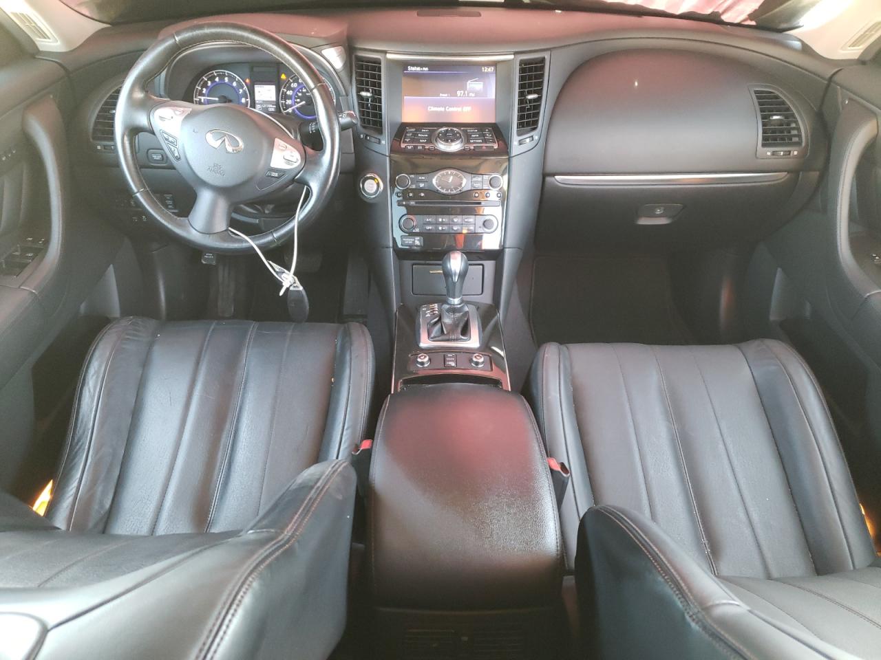 2015 Infiniti QX70 - Image 8