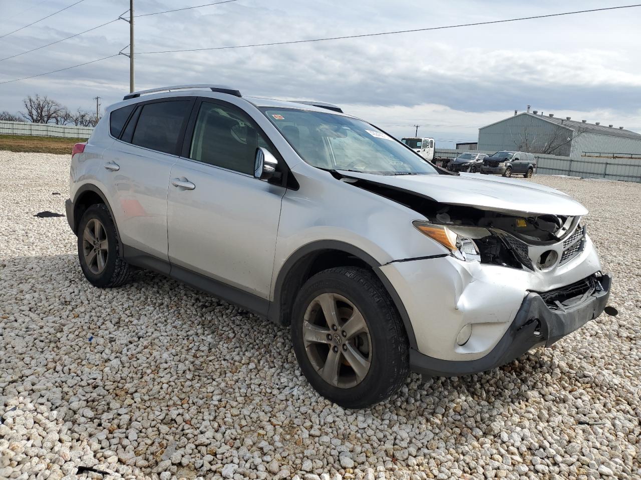 2015 Toyota RAV 4 - Image 4