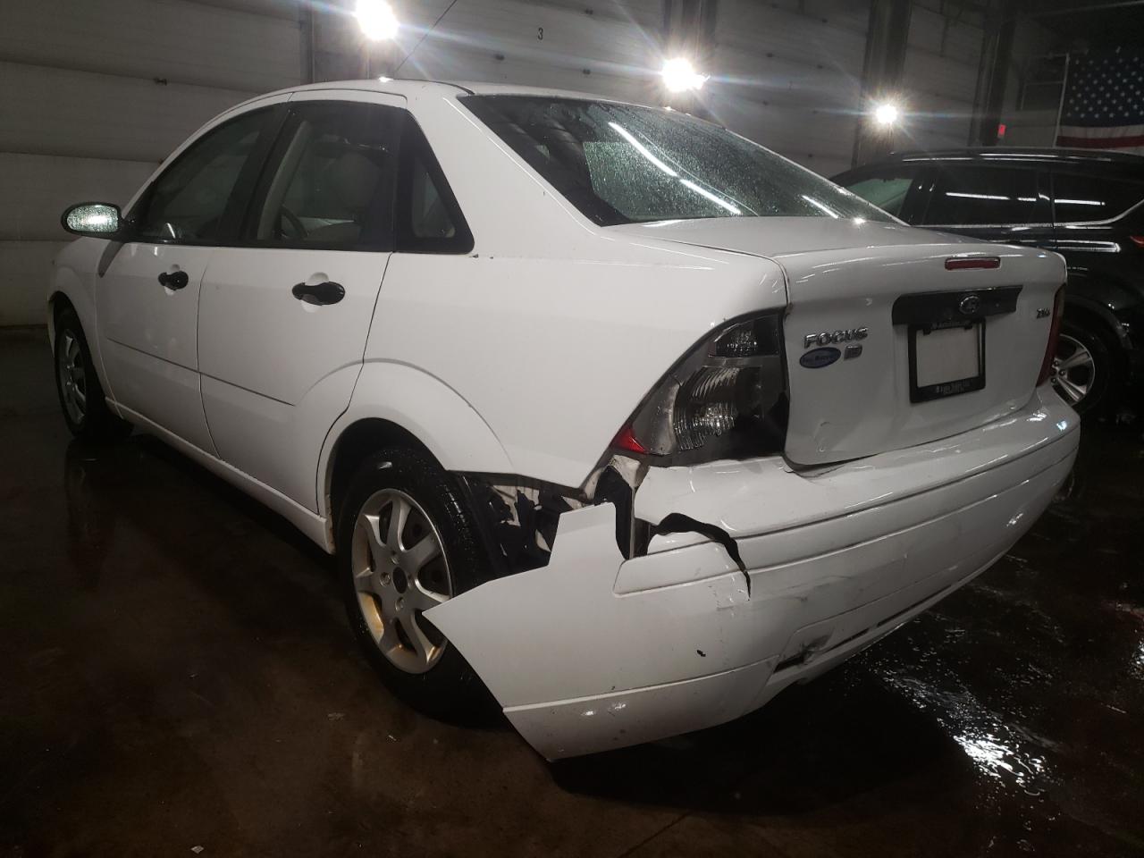 2005 Ford Focus - Image 2