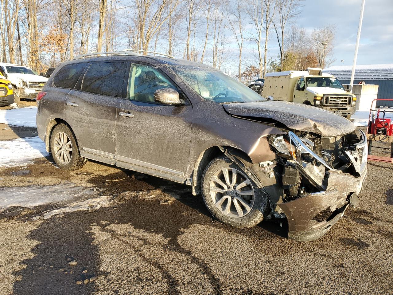 2015 Nissan Pathfinder - Image 4