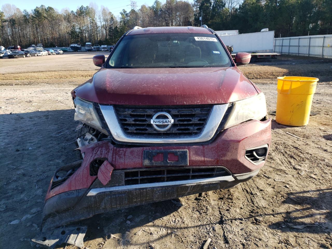 2017 Nissan Pathfinder - Image 5