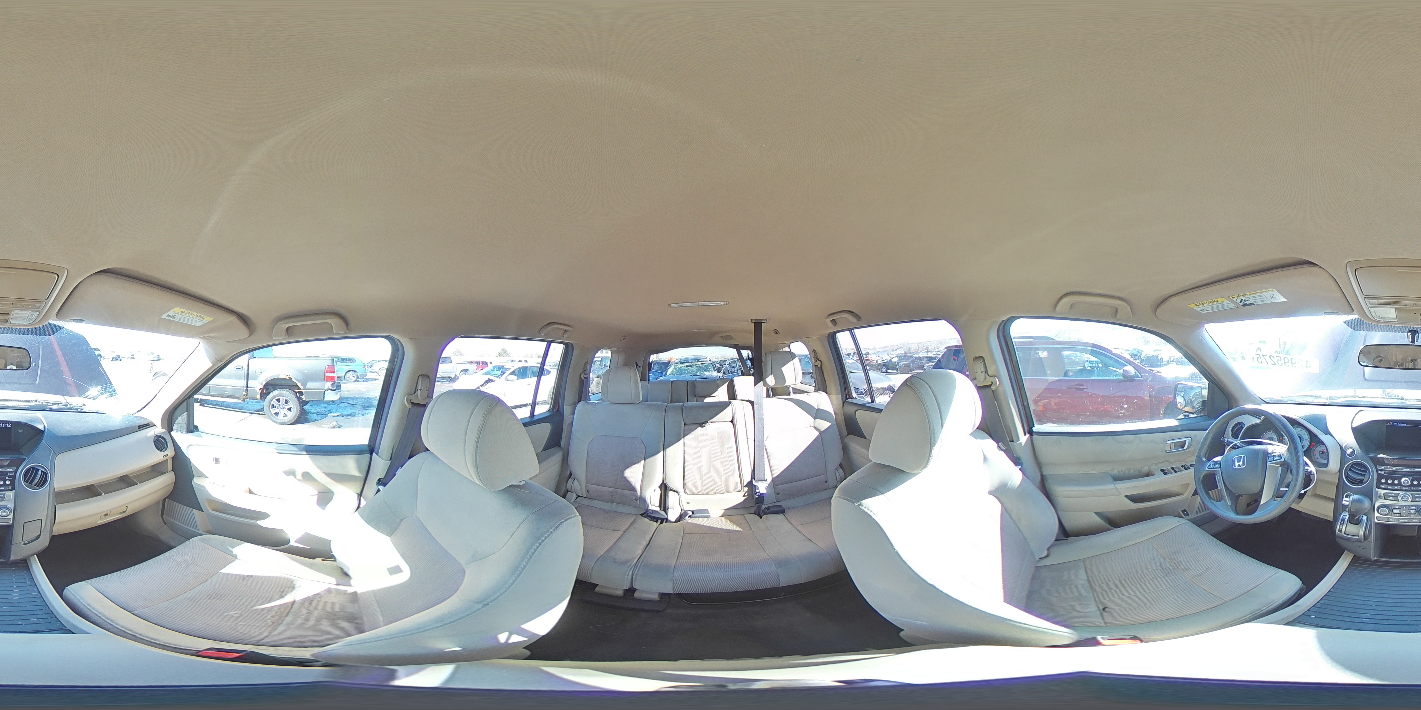 2014 Honda Pilot - Image 16