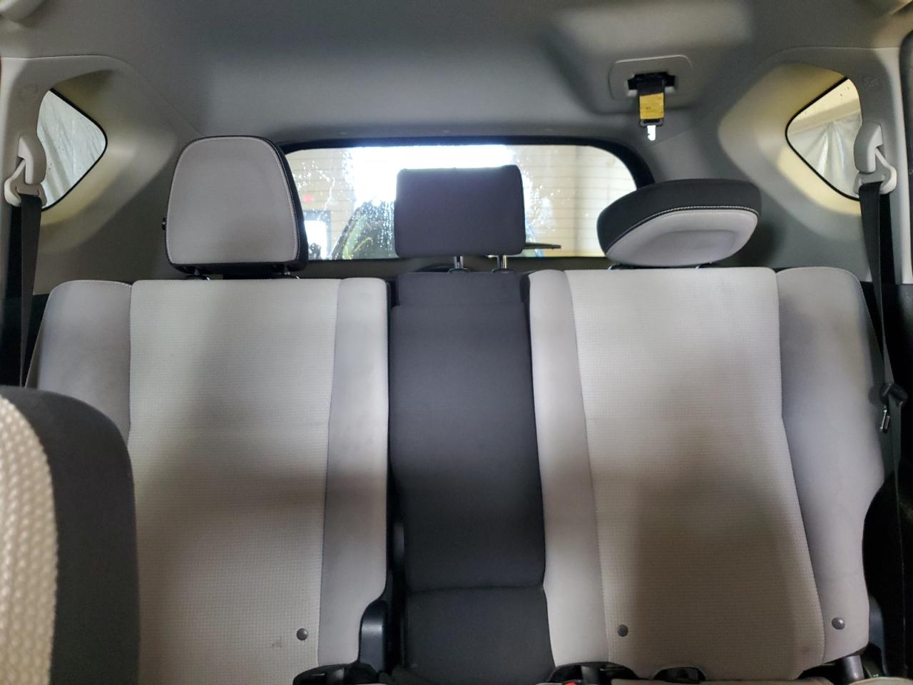 2018 Toyota RAV 4 - Image 10