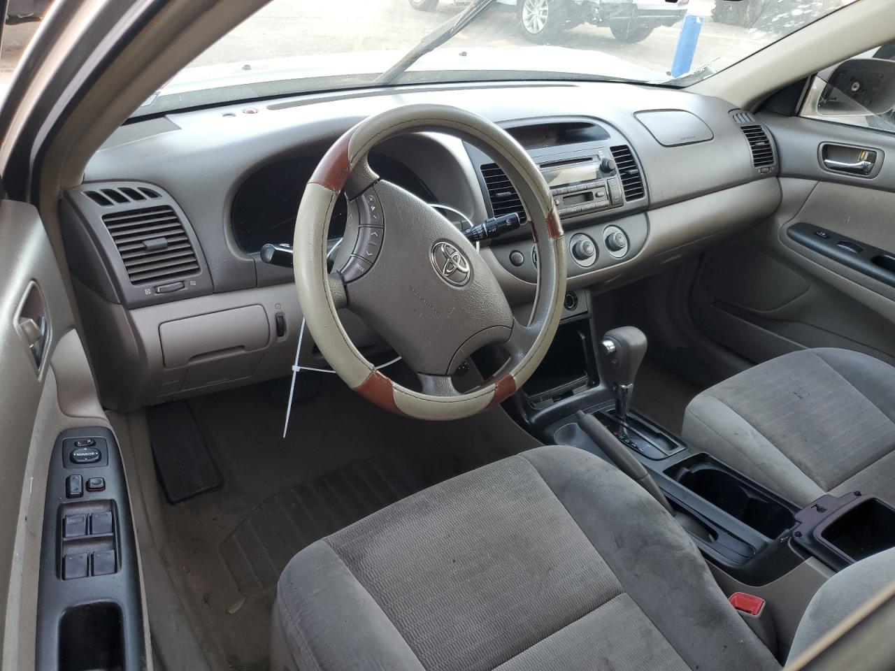2006 Toyota Camry - Image 8